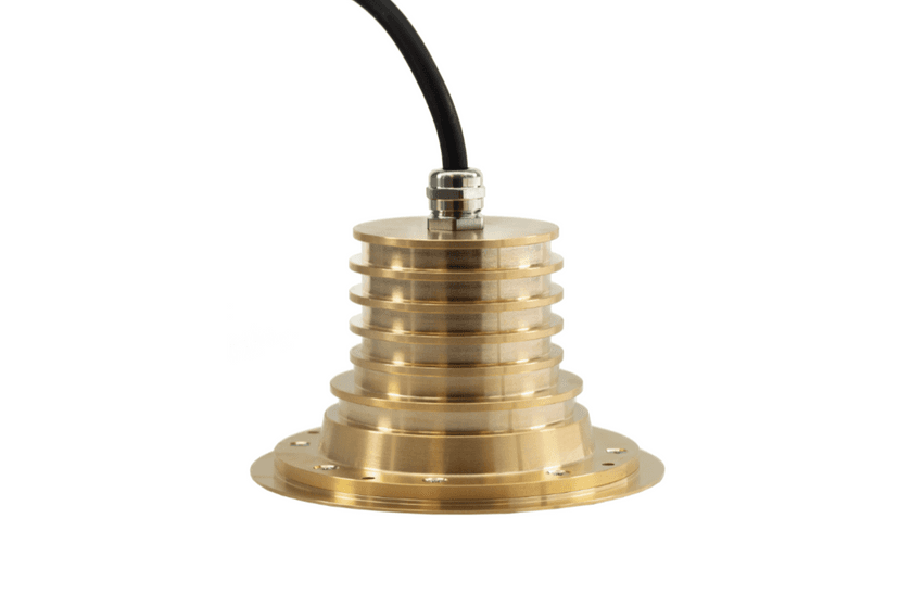 URO MEDIUM BRASS RD 220-240VAC